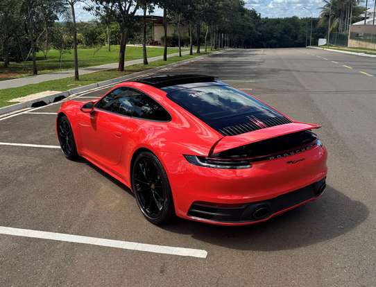 PORSCHE-911-2020