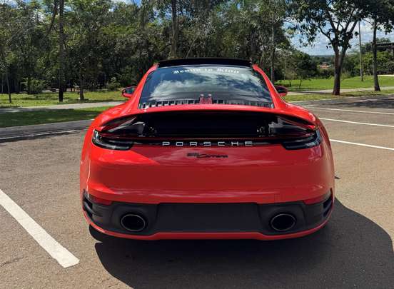 PORSCHE-911-2020
