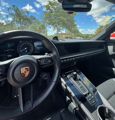PORSCHE-911-2020