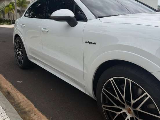 PORSCHE-CAYENNE-3.0 V6 E-HYBRID COUPÉ AWD TIPTRONIC S PORSCHE-CAYENNE-2025