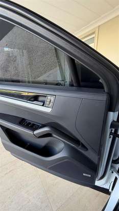 PORSCHE-CAYENNE-2025