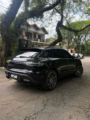 PORSCHE-MACAN-2022