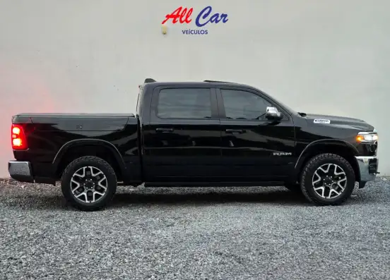 RAM-1500-3.0 HURRICANE 6 BITURBO GASOLINA LARAMIE CD 4X4 AUTOMÁTICO RAM-1500-2024