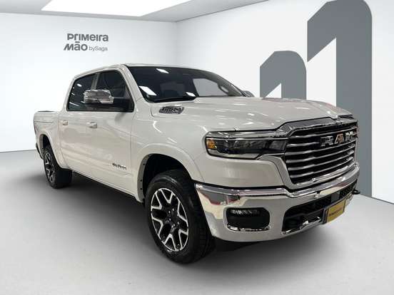 RAM-1500-3.0 HURRICANE 6 BITURBO GASOLINA LARAMIE NIGHT EDITION CD 4X4 AUTOMÁTICO RAM-1500-2024