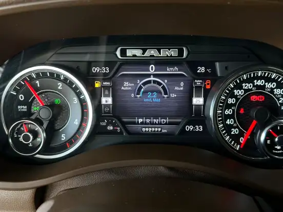 RAM-2500-6.7 I6 TURBO DIESEL LARAMIE CD 4X4 AUTOMÁTICO RAM-2500-2021