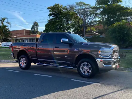 RAM-2500-6.7 I6 TURBO DIESEL LARAMIE CD 4X4 AUTOMÁTICO RAM-2500-2019