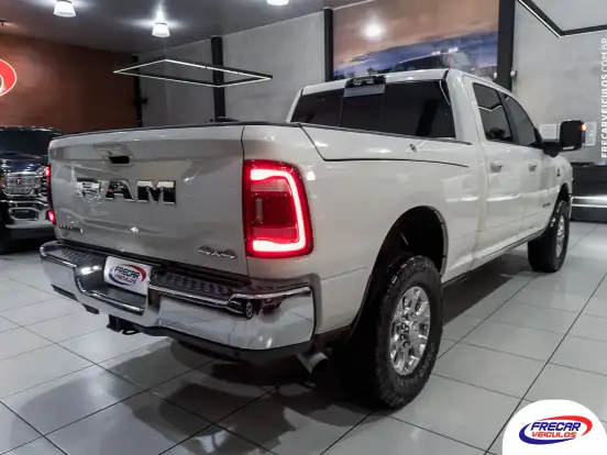 RAM-2500-6.7 I6 TURBO DIESEL LARAMIE CD 4X4 AUTOMÁTICO RAM-2500-2023