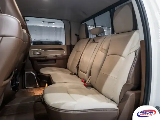 RAM-2500-6.7 I6 TURBO DIESEL LARAMIE CD 4X4 AUTOMÁTICO RAM-2500-2023