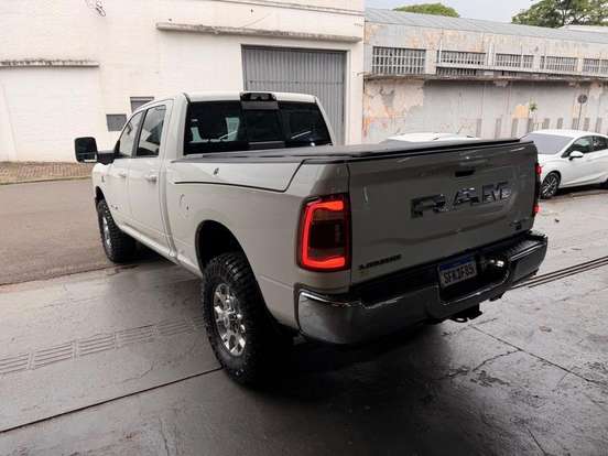 RAM-2500-6.7 I6 TURBO DIESEL LARAMIE CD 4X4 AUTOMÁTICO RAM-2500-2023