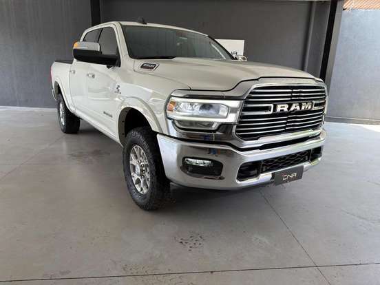 RAM-3500-6.7 I6 TURBO DIESEL LARAMIE CD 4X4 AUTOMÁTICO RAM-3500-2022