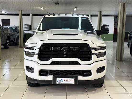 RAM-3500-6.7 I6 TURBO DIESEL LARAMIE NIGHT EDITION CD 4X4 AUTOMÁTICO RAM-3500-2026