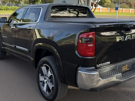 RAM-RAMPAGE-2.0 TURBO DIESEL LARAMIE 4X4 AUTOMÁTICO RAM-RAMPAGE-2024