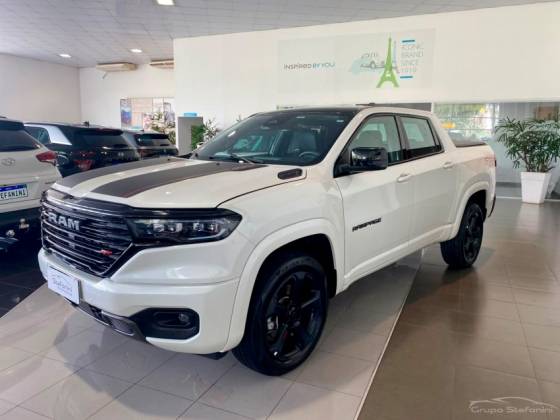 RAM RAMPAGE 2.0 HURRICANE 4 TURBO GASOLINA R/T 4X4 AUTOMÁTICO