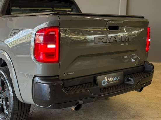 RAM-RAMPAGE-2.0 HURRICANE 4 TURBO GASOLINA R/T 4X4 AUTOMÁTICO RAM-RAMPAGE-2023
