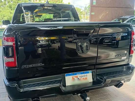 RAM-1500-5.7 V8 GASOLINA REBEL CD 4X4 AUTOMÁTICO RAM-1500-2023