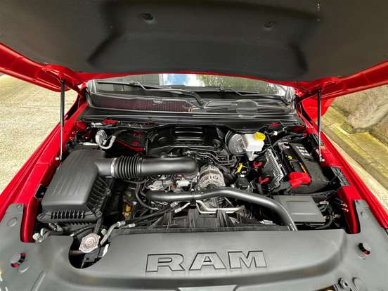RAM-1500-5.7 V8 GASOLINA REBEL CD 4X4 AUTOMÁTICO RAM-1500-2022