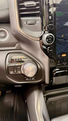 RAM-1500-5.7 V8 GASOLINA REBEL CD 4X4 AUTOMÁTICO RAM-1500-2023