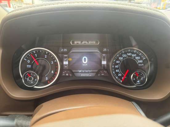 RAM-2500-6.7 I6 TURBO DIESEL LARAMIE QUARTO DE MILHA CD 4X4 AUTOMÁTICO RAM-2500-2021