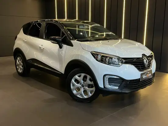 RENAULT-CAPTUR-2017