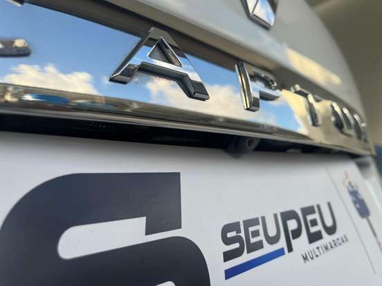 RENAULT-CAPTUR-1.6 16V SCE FLEX INTENSE X-TRONIC RENAULT-CAPTUR-2019