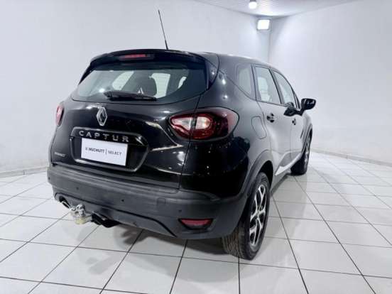 RENAULT-CAPTUR-2018