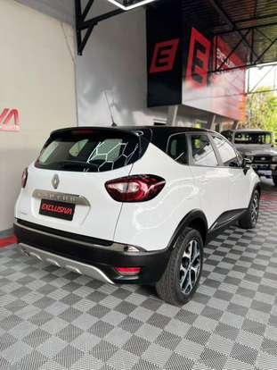 RENAULT-CAPTUR-2020