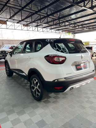 RENAULT-CAPTUR-2020