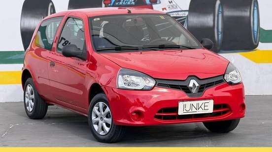 RENAULT-CLIO-2015
