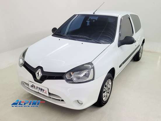 RENAULT-CLIO-2014
