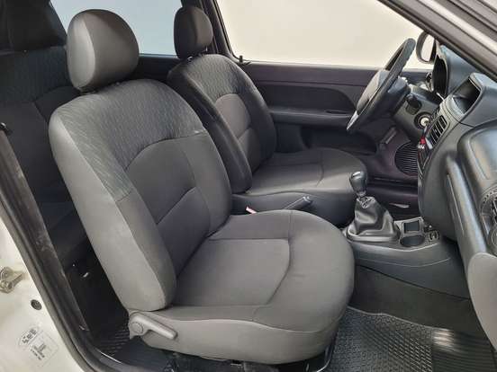 RENAULT-CLIO-2014