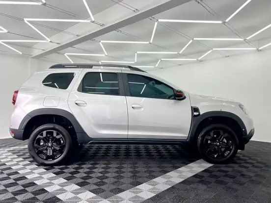 RENAULT-DUSTER-2025