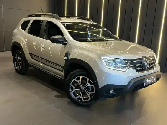 RENAULT-DUSTER-2022