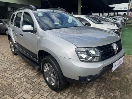 RENAULT-DUSTER-2019