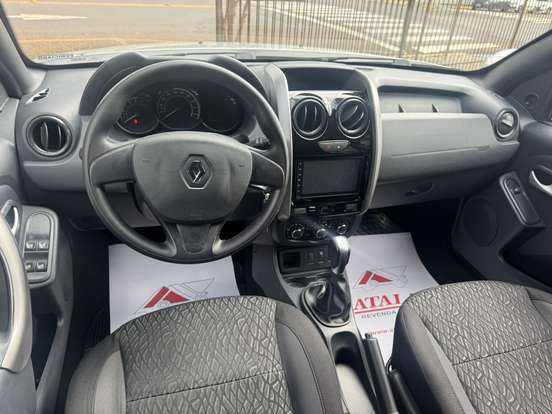 RENAULT-DUSTER-2019