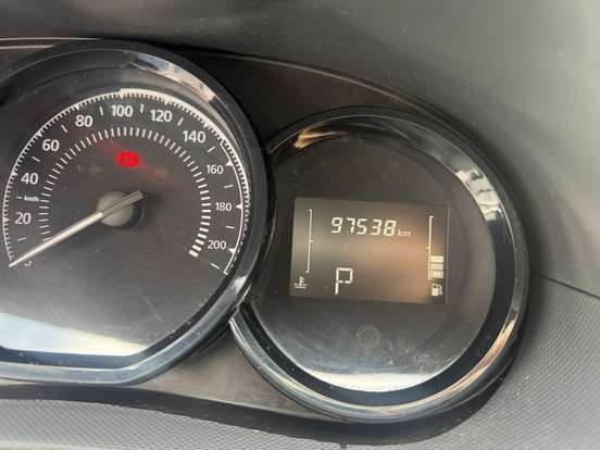 RENAULT-DUSTER-2019