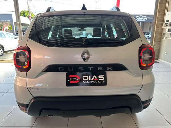 RENAULT-DUSTER-2023