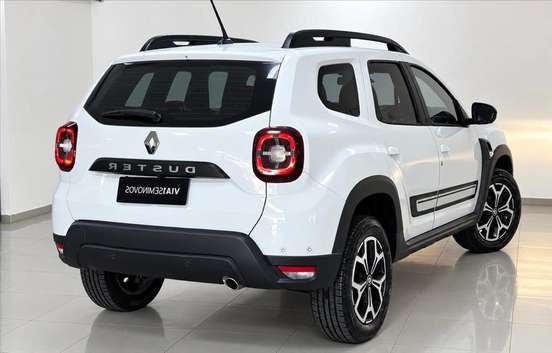 RENAULT-DUSTER-2022