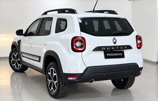 RENAULT-DUSTER-2022