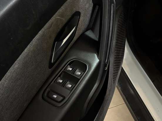 RENAULT-DUSTER-2022