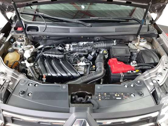 RENAULT-DUSTER-2021