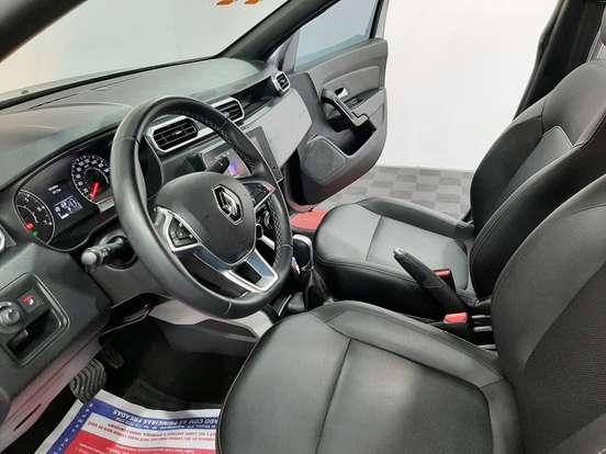 RENAULT-DUSTER-2021