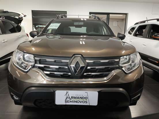 RENAULT-DUSTER-2023