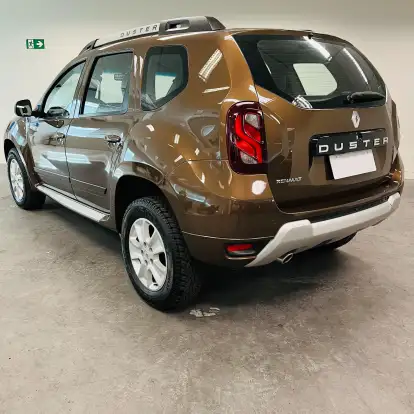 RENAULT-DUSTER-2015