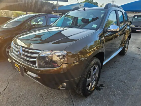 RENAULT DUSTER 2.0 TECH ROAD 4X2 16V FLEX 4P AUTOMÁTICO
