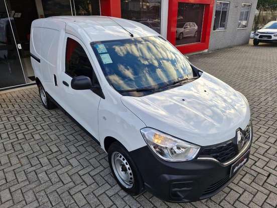 RENAULT-KANGOO-2024