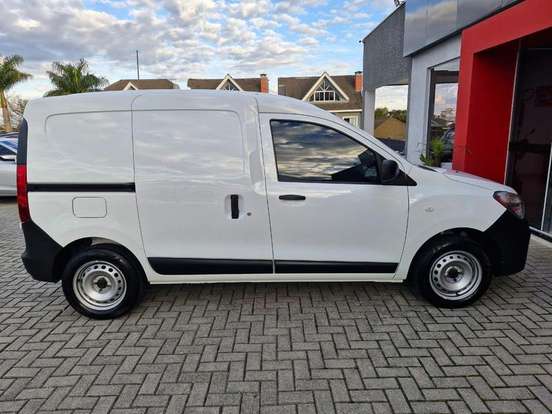 RENAULT-KANGOO-1.6 16V SCE FLEX ADVANCED MANUAL RENAULT-KANGOO-2024