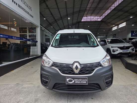 RENAULT-KANGOO-2024