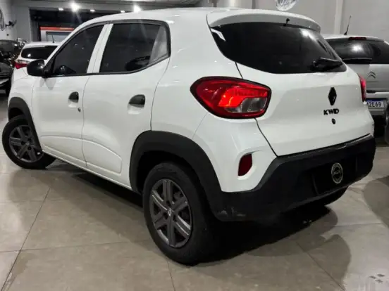 RENAULT-KWID-1.0 12V SCE FLEX ZEN MANUAL RENAULT-KWID-2023