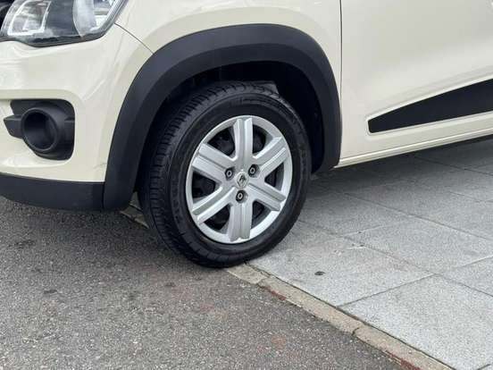 RENAULT-KWID-2021