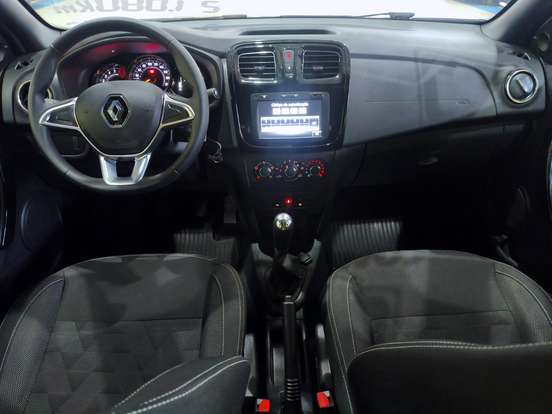 RENAULT-LOGAN-2024